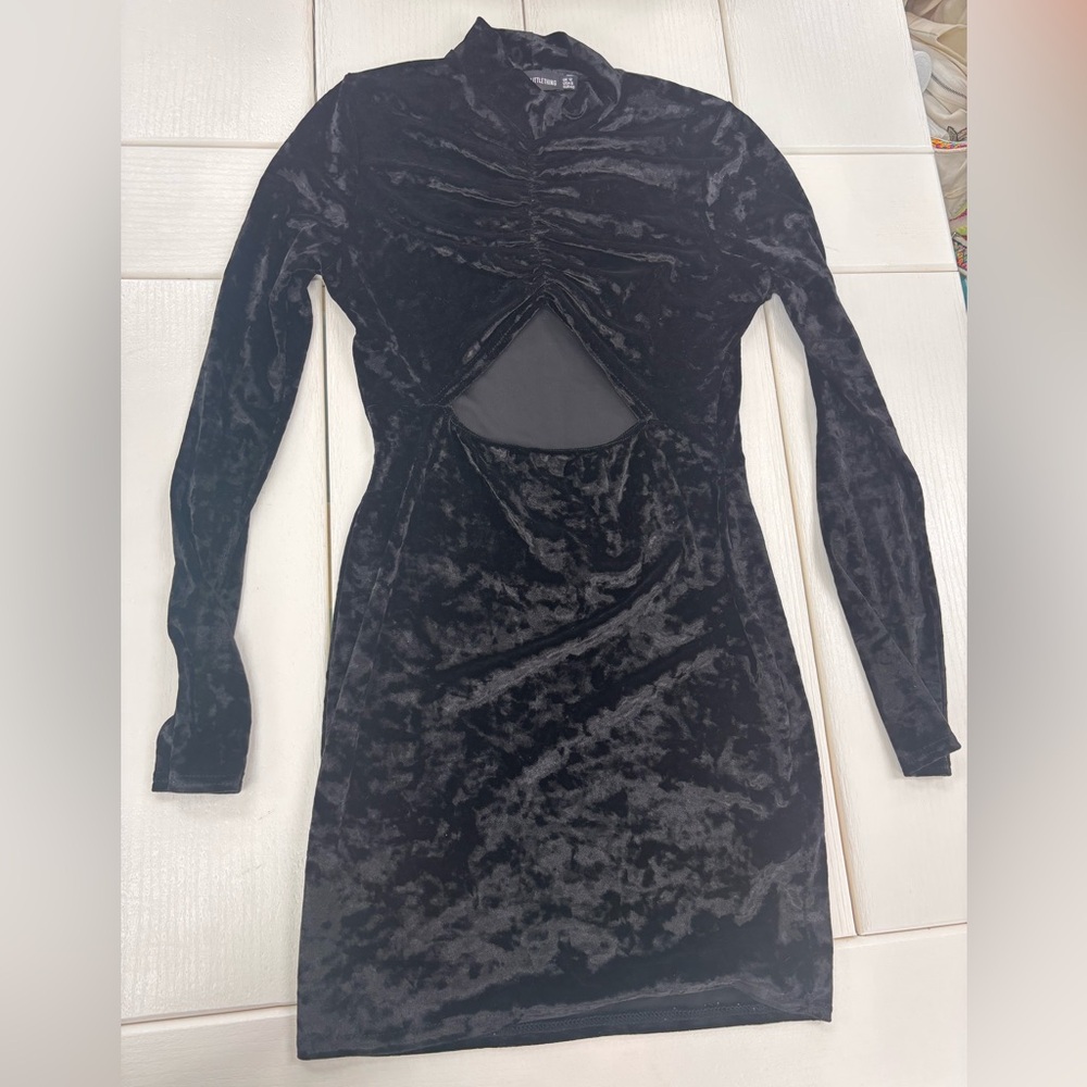 Black Velvet Dress With Cutout Bodycon